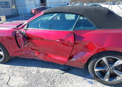 2015 Ford Mustang V6 from USA, damaged, VIN 1FATP8EMXF5352832